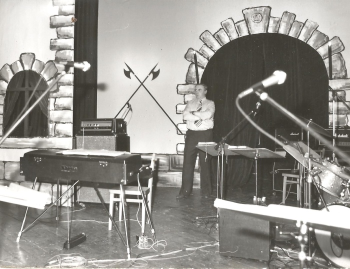 04 HiFi_2.jpg